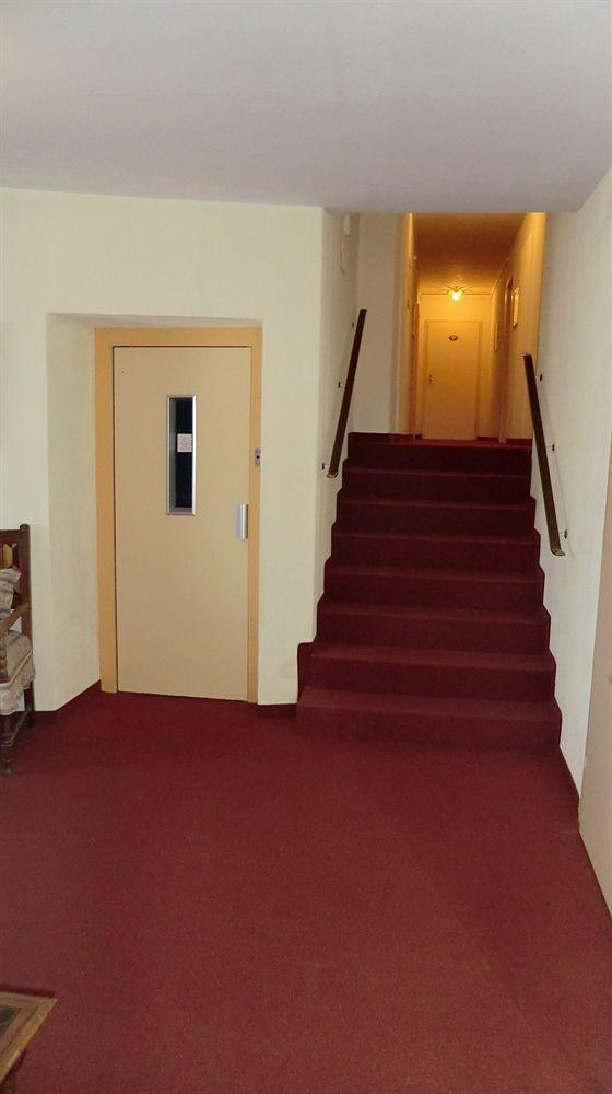 Hotel Simon Гаутинг Экстерьер фото