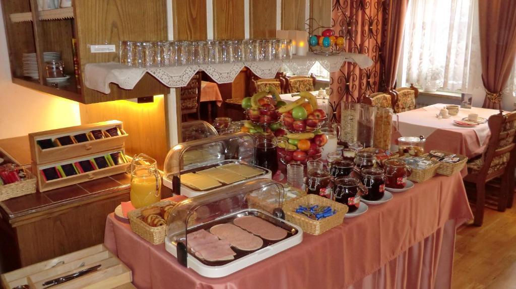 Hotel Simon Гаутинг Экстерьер фото