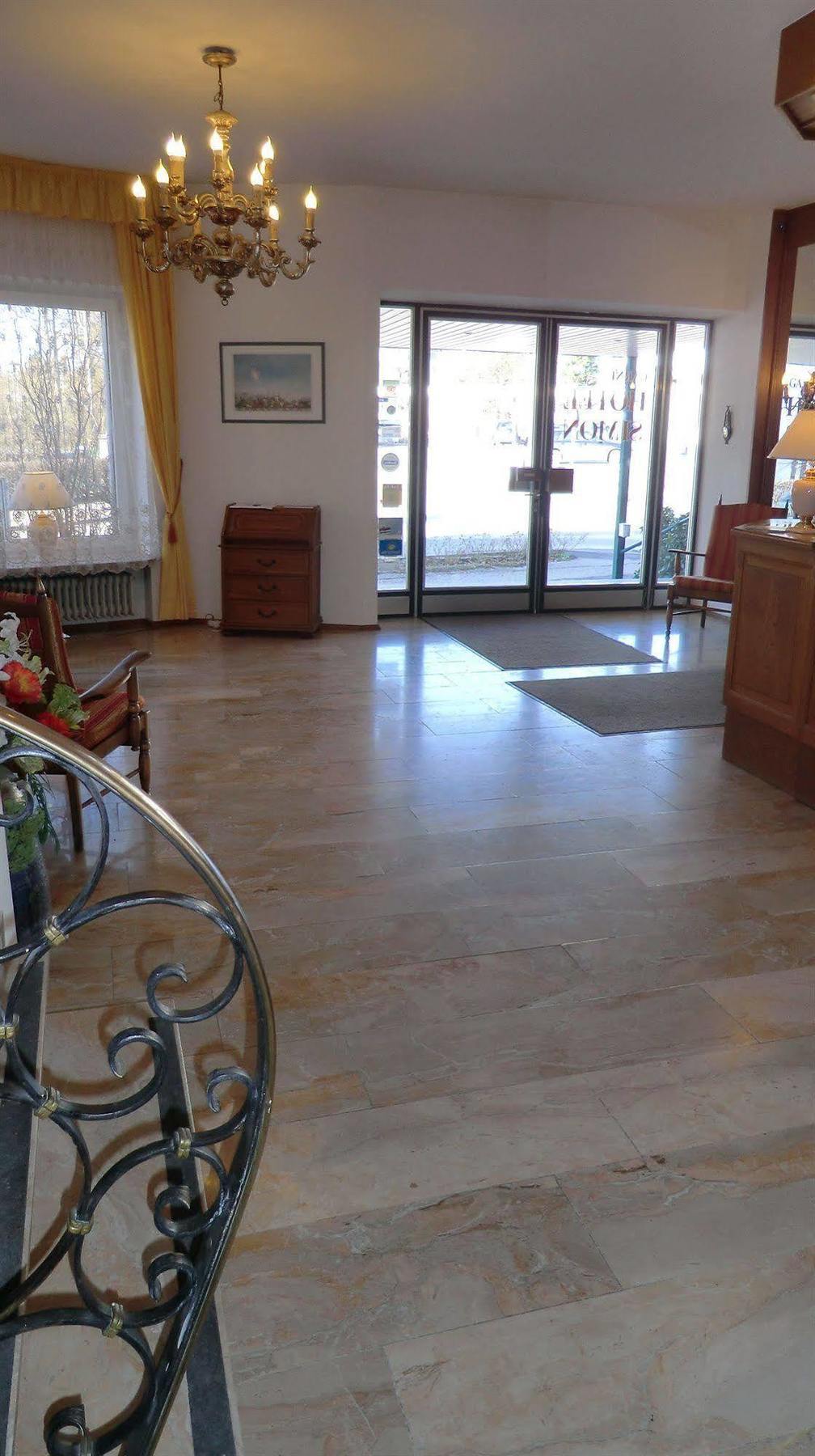 Hotel Simon Гаутинг Экстерьер фото